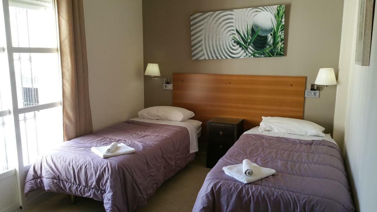 Sotel Valle Guadiaro 普韦布洛·纽沃·德·加德 外观 照片